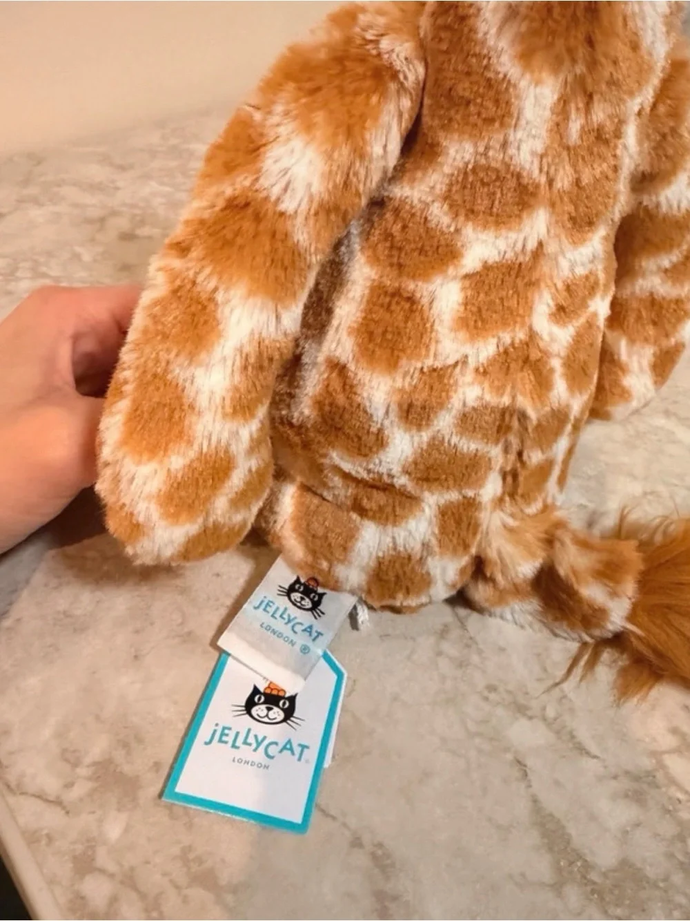Jellycat NWT bashful giraffe medium